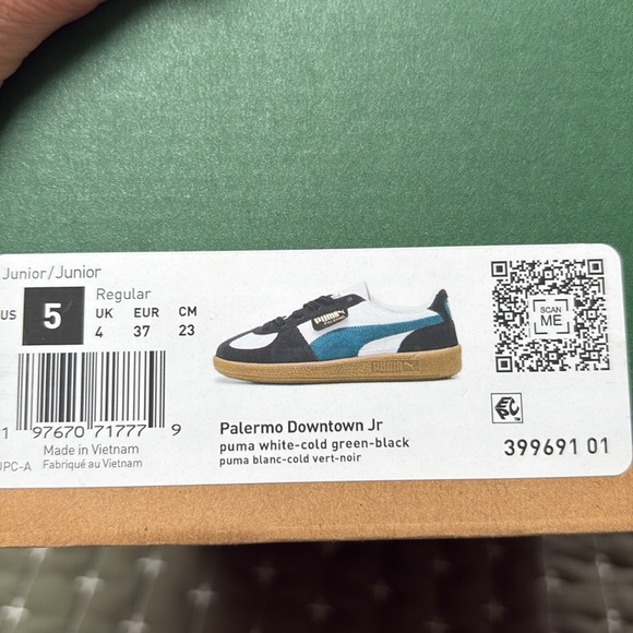 Puma Palermo Black White Green Sneakers Sz 5 NWT - Picture 9 of 9